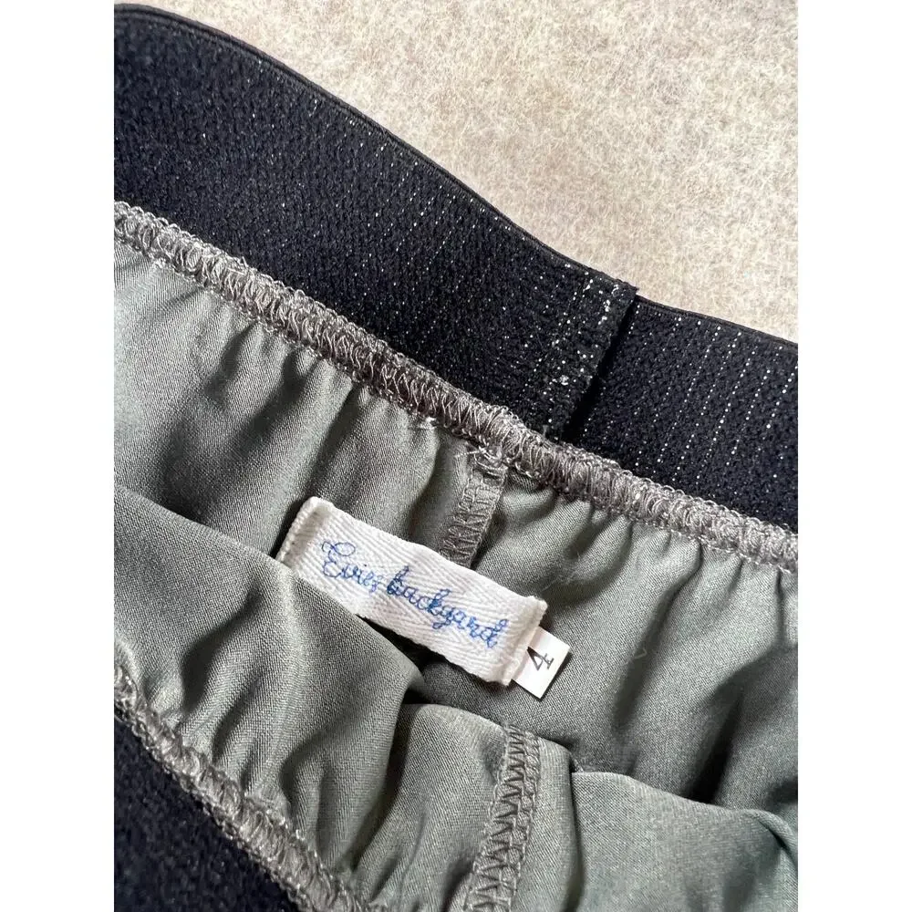 Evie's Closet Silver Metallic Pleated Skort Size 4 NEW